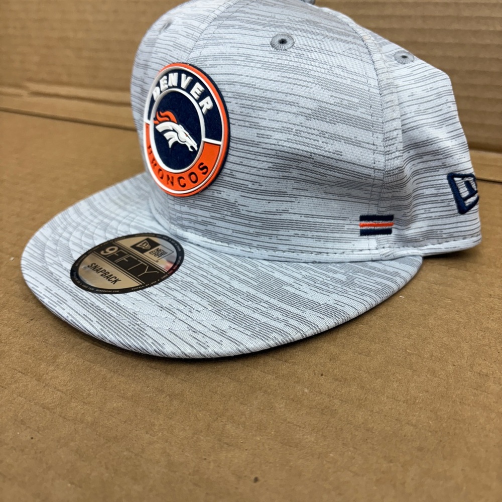 #H015 NWT Denver Broncos NFL Snapback Hat New Era 9fifty Charcoal Gray